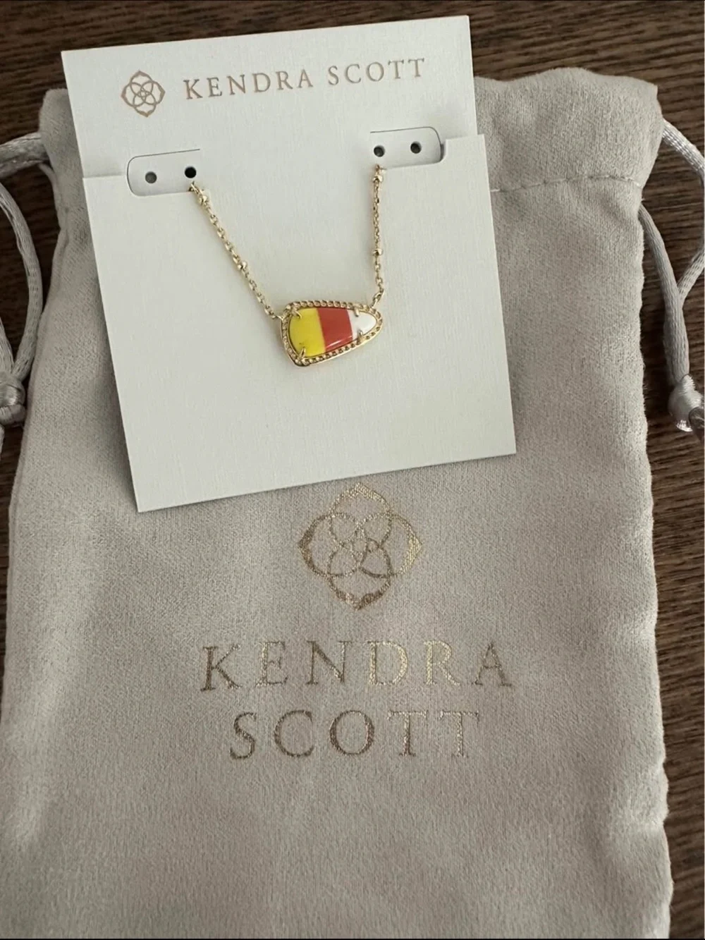 Kendra Scott gold tone